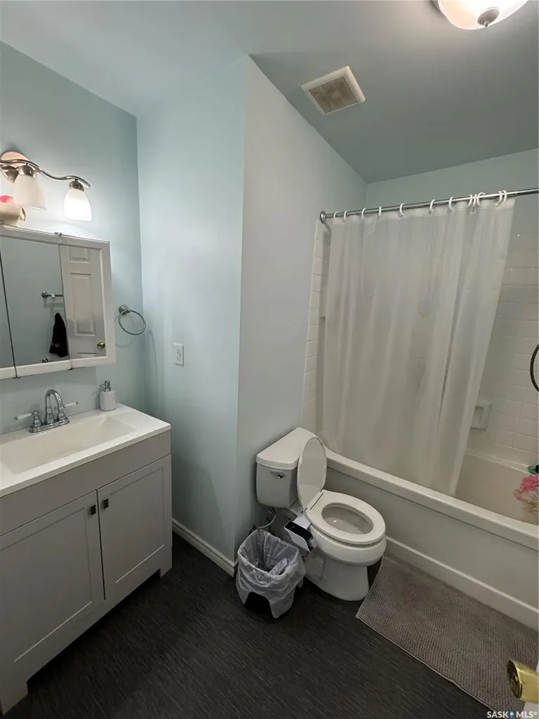 722 / 724 Desmond Street Grenfell SK S0G 2B0