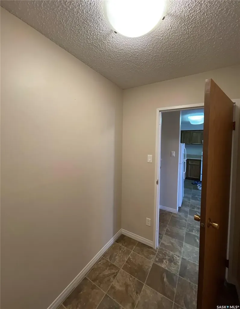 1808 Eaglesham Avenue Weyburn SK S4H 3A8