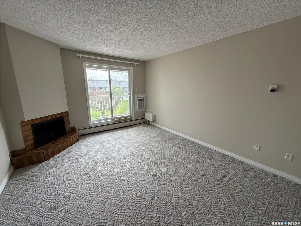 1808 Eaglesham Avenue Weyburn SK S4H 3A8