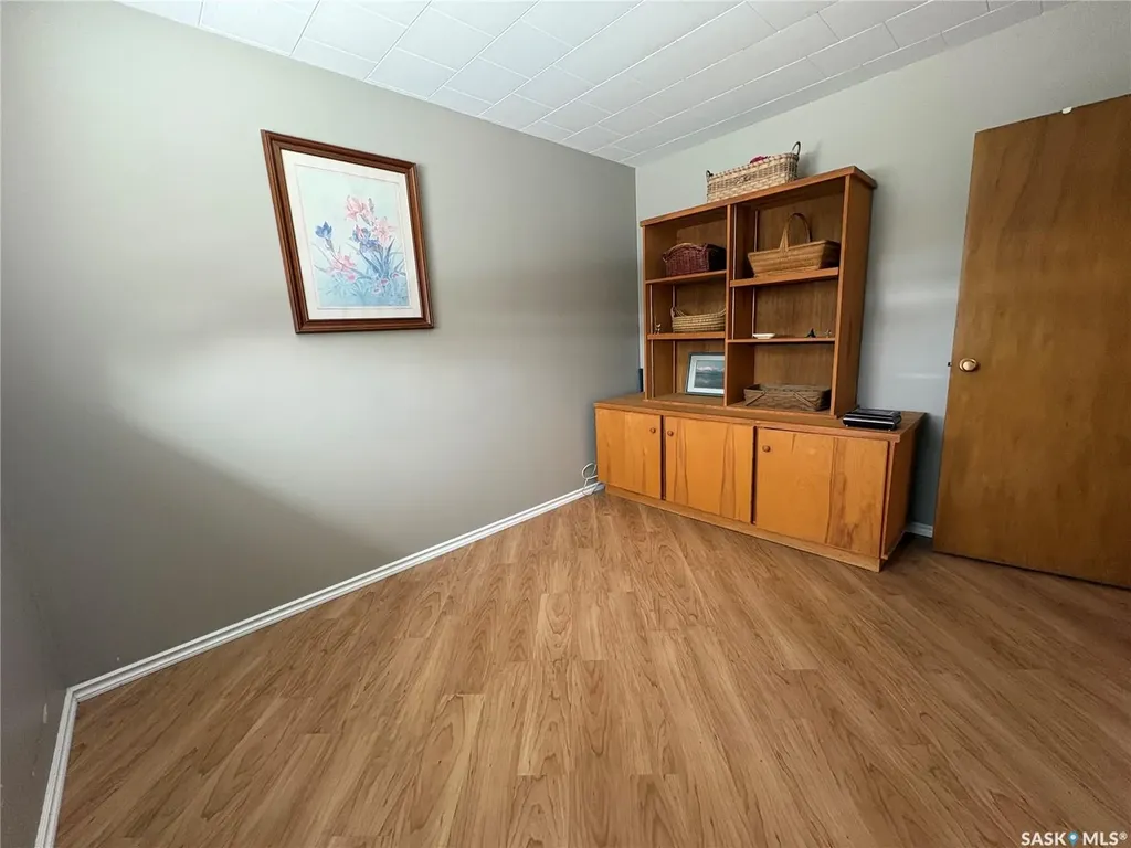 207 3rd Street NE Ituna SK S0A 1N0