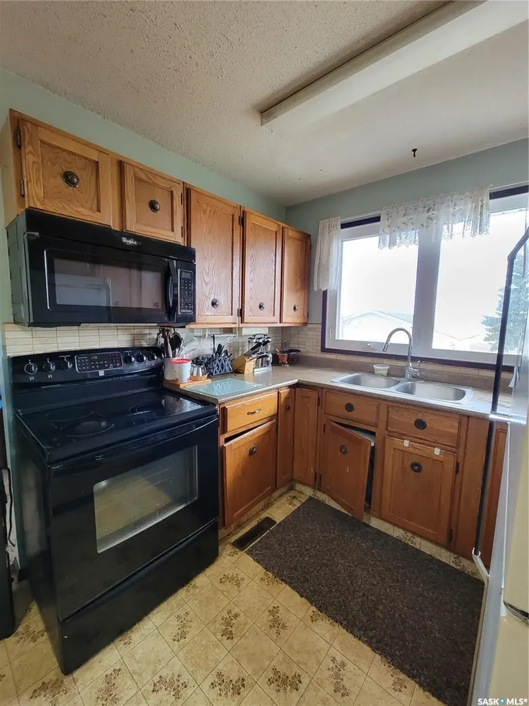 139 Centennial Crescent Unity SK S0K 4L0