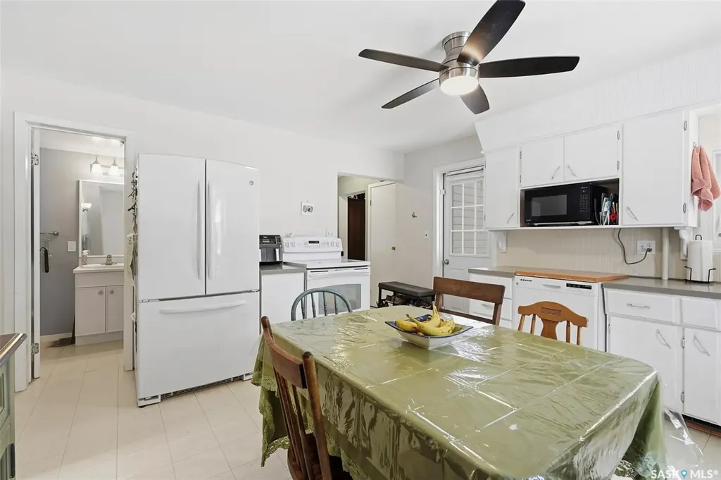 200 1st Avenue Marcelin SK S0J 1R0