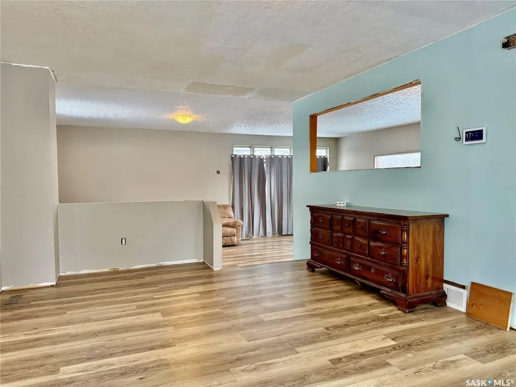 15 Willow Place Lanigan SK S0K 2M0