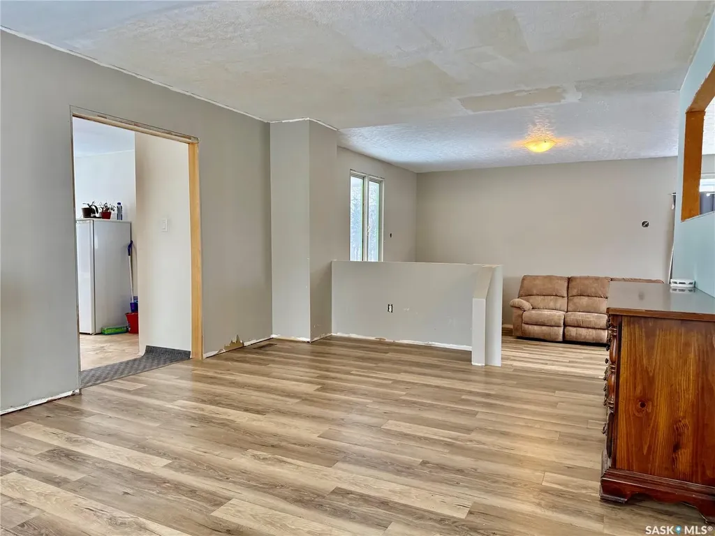 15 Willow Place Lanigan SK S0K 2M0