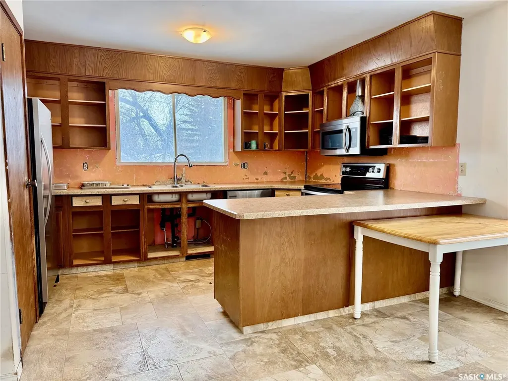 15 Willow Place Lanigan SK S0K 2M0