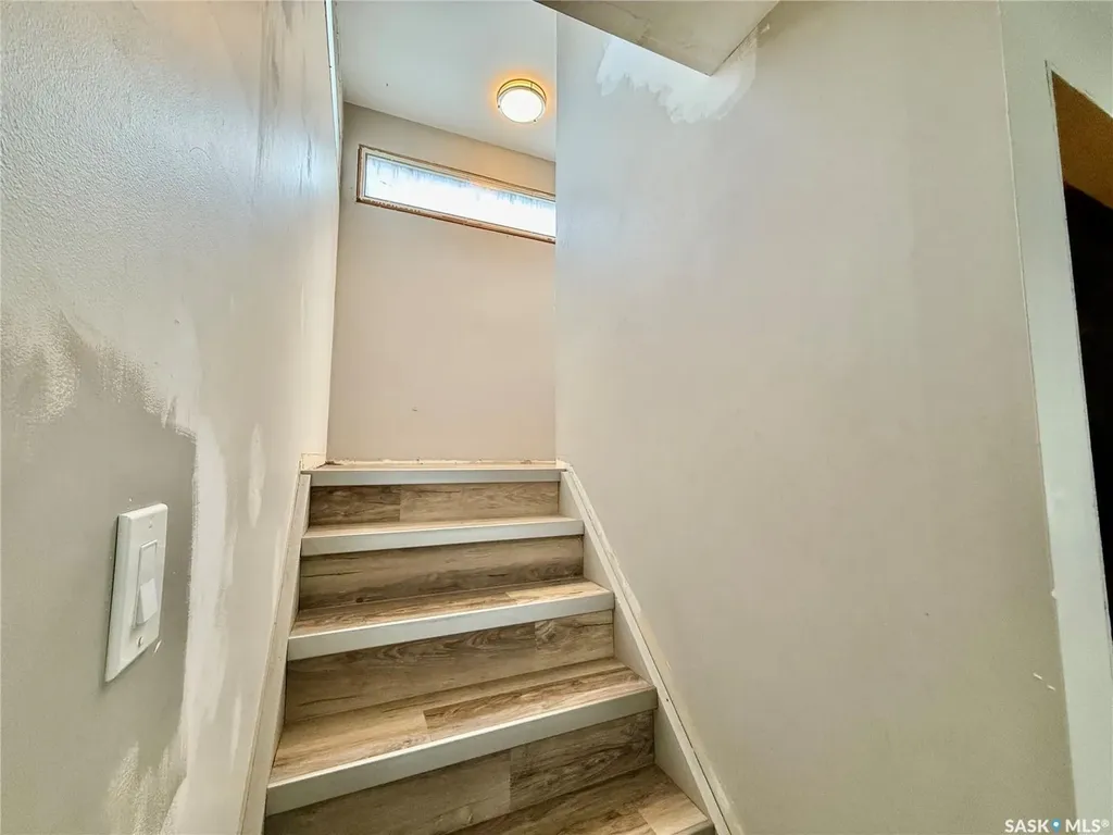 15 Willow Place Lanigan SK S0K 2M0