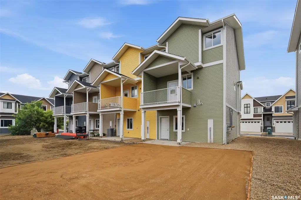 3220 11th Street W Saskatoon SK S7M 5M4