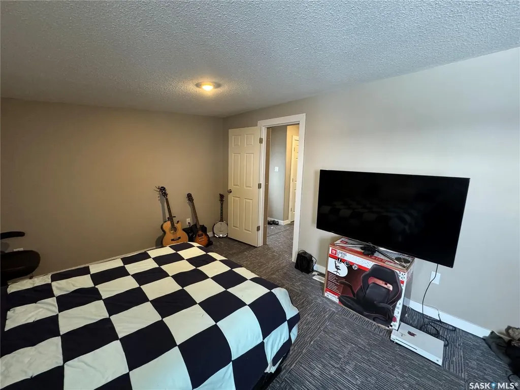 104 2nd Avenue W Biggar SK S0K 0M0