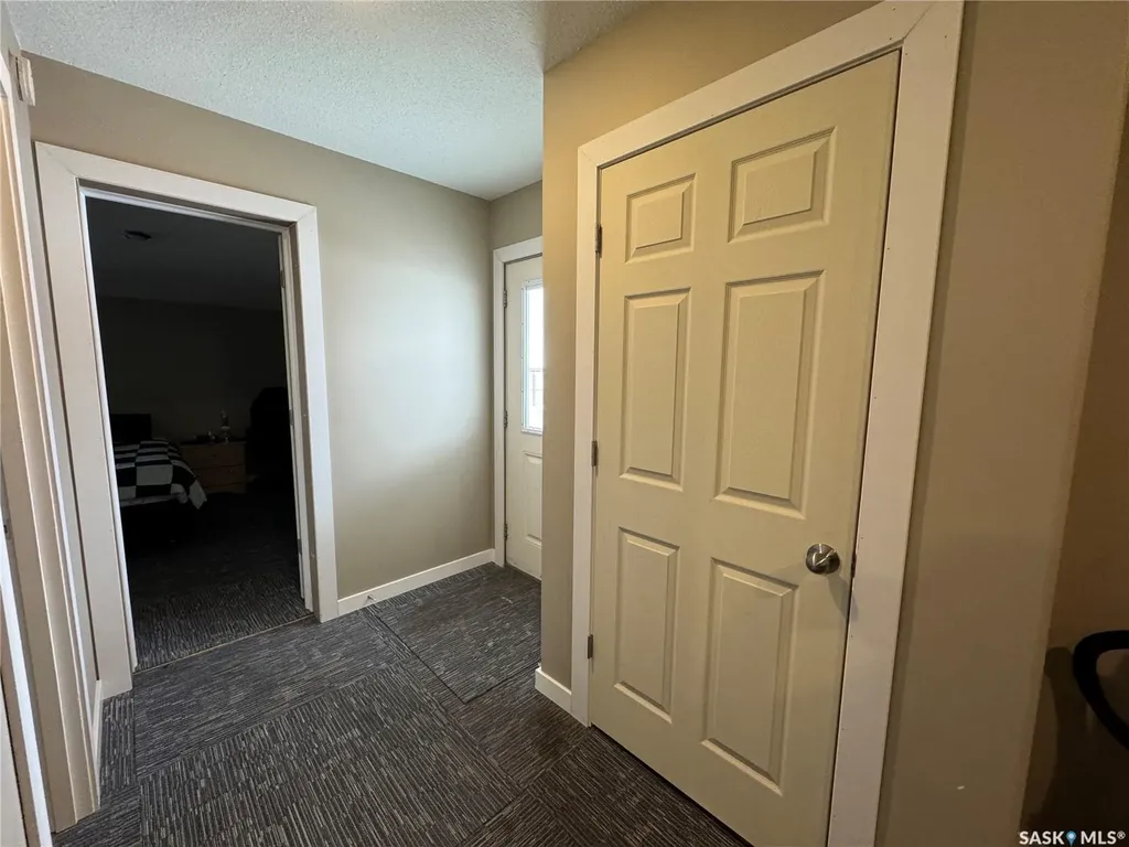 104 2nd Avenue W Biggar SK S0K 0M0