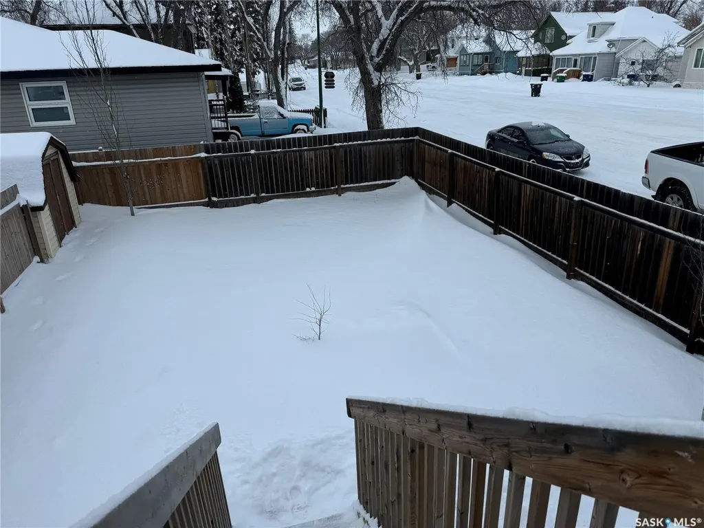 104 2nd Avenue W Biggar SK S0K 0M0