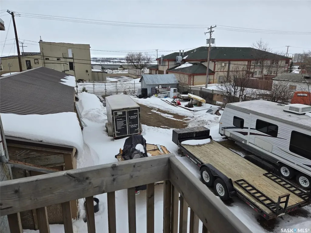104 2nd Avenue W Biggar SK S0K 0M0