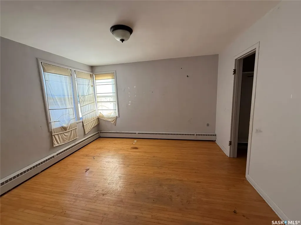 304 3rd Avenue SW Eston SK S0L 1A0