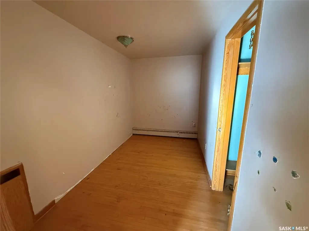 304 3rd Avenue SW Eston SK S0L 1A0