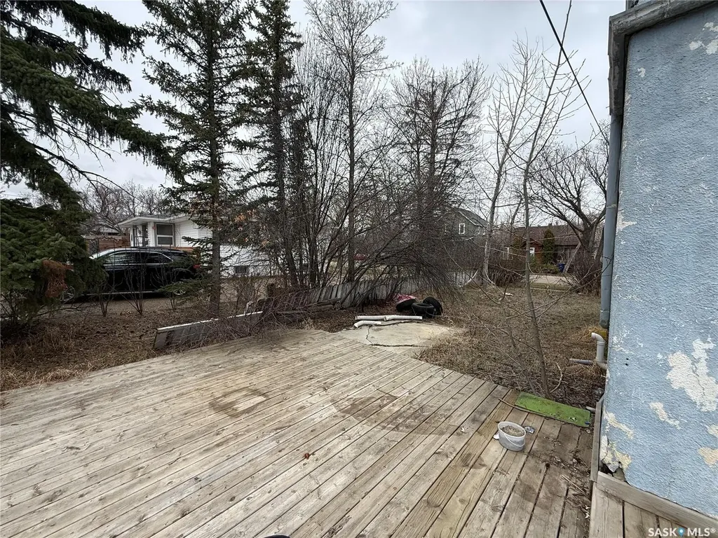 304 3rd Avenue SW Eston SK S0L 1A0