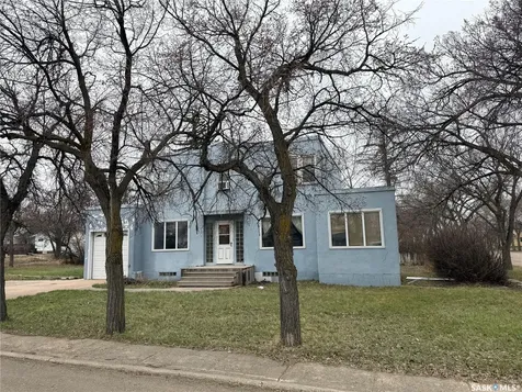 304 3RD Avenue SW Eston SK S0L 1A0