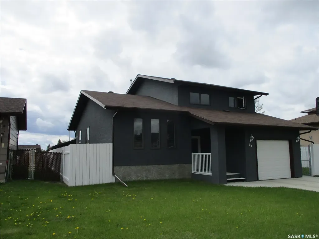 11 Combe Avenue Melville SK S0A 2P0