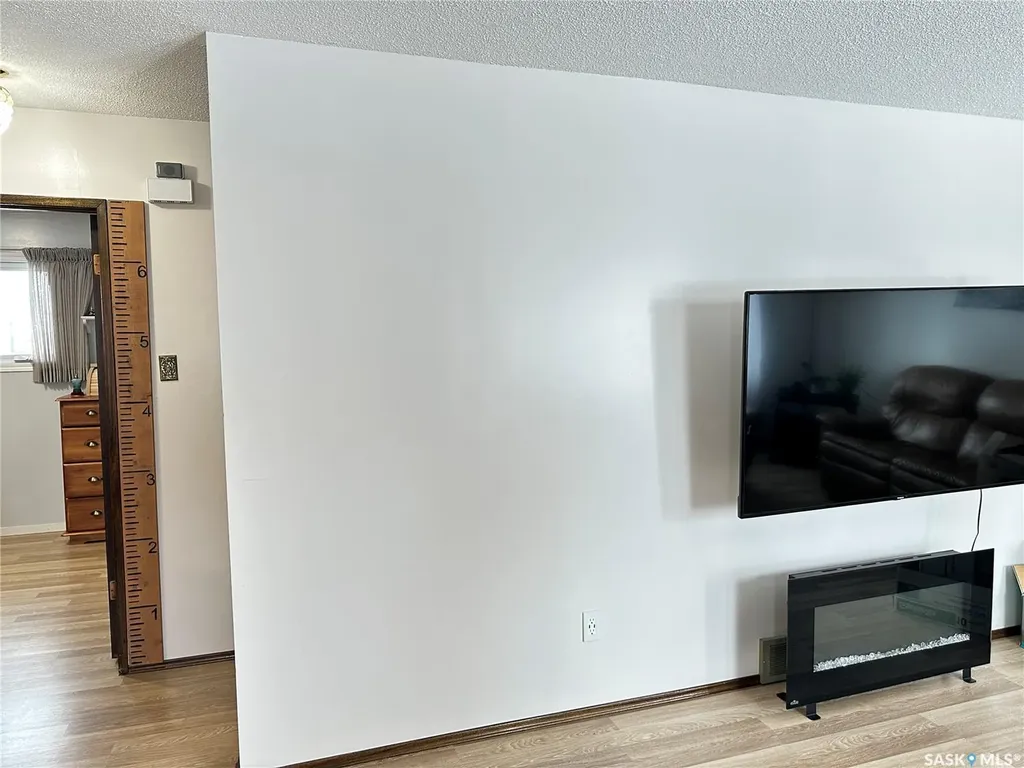 44 Campbell Place Clavet SK S0K 0Y0