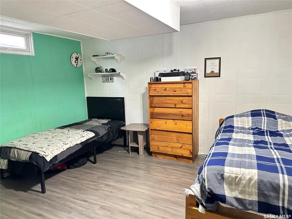 44 Campbell Place Clavet SK S0K 0Y0