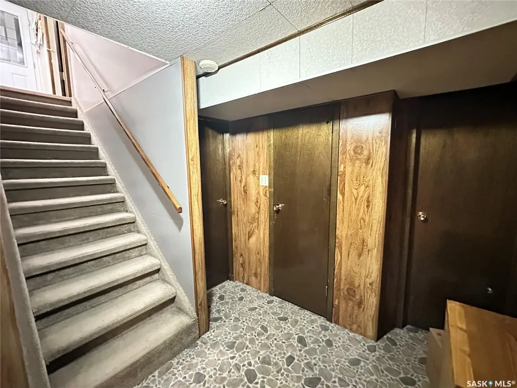 44 Campbell Place Clavet SK S0K 0Y0