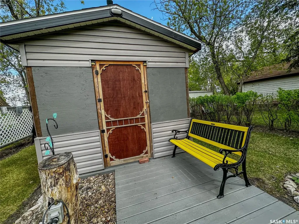 107 May Street Neudorf SK S0A 2T0