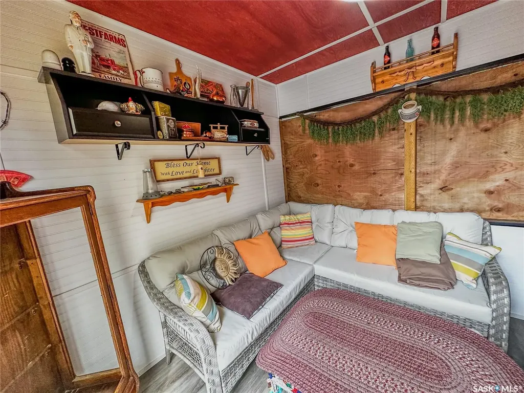 107 May Street Neudorf SK S0A 2T0