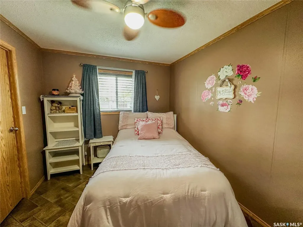 107 May Street Neudorf SK S0A 2T0