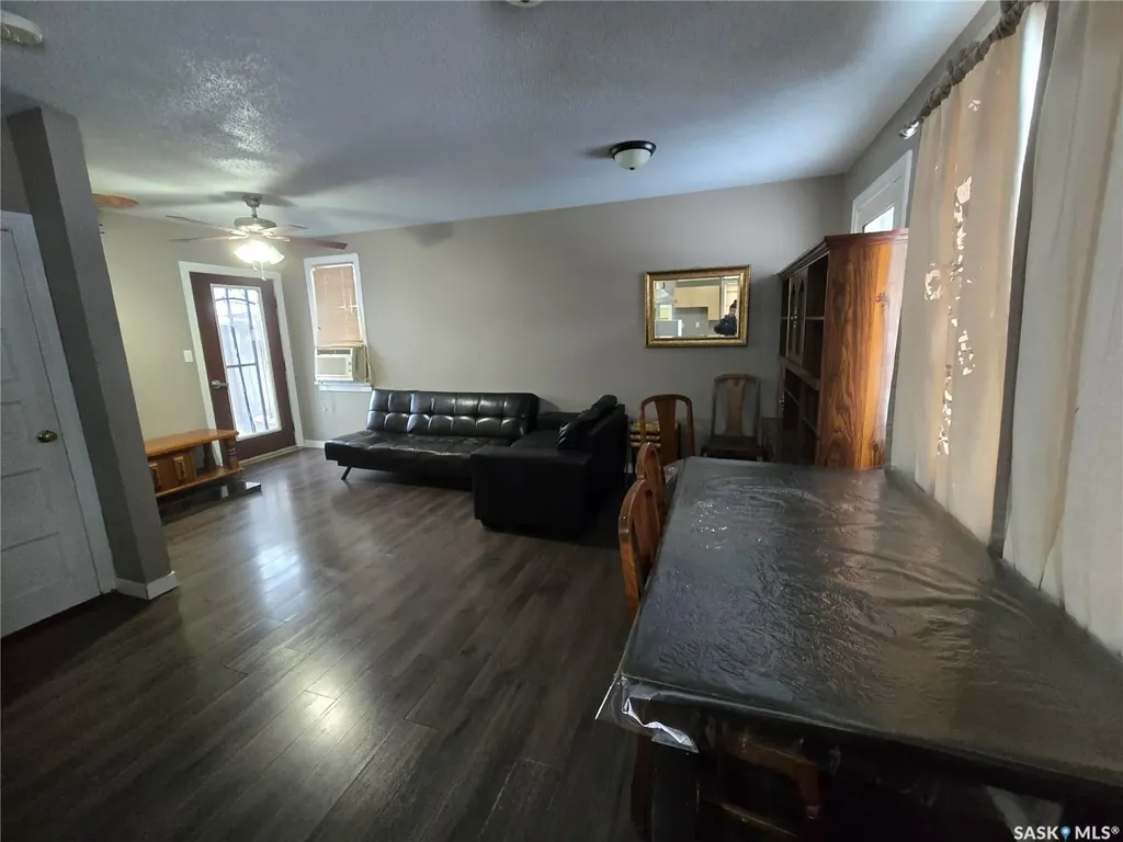 719 Main Street Kipling SK S0G 2S0