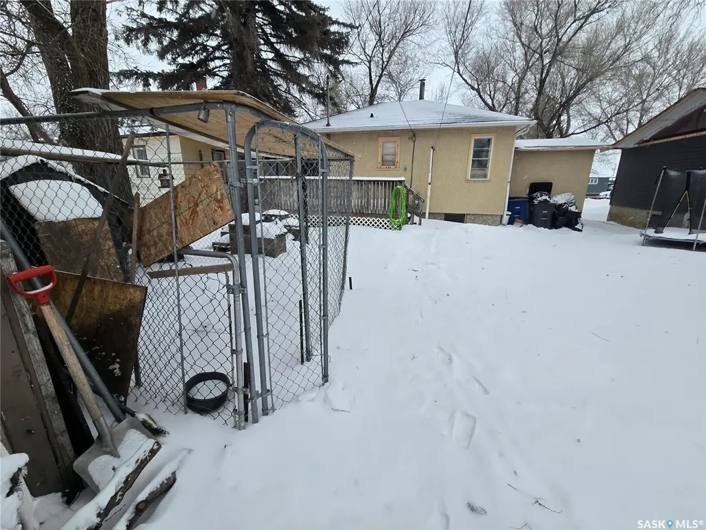 719 Main Street Kipling SK S0G 2S0