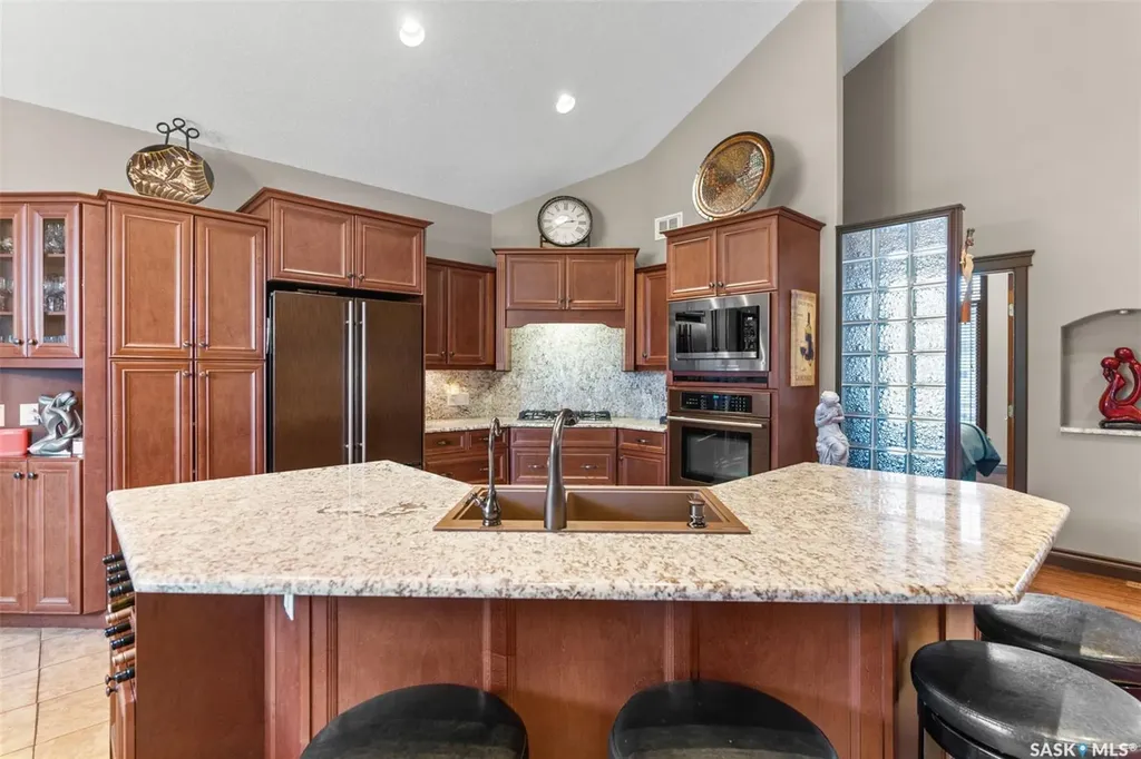 11 Robertson Road Lanigan SK S0K 2M0