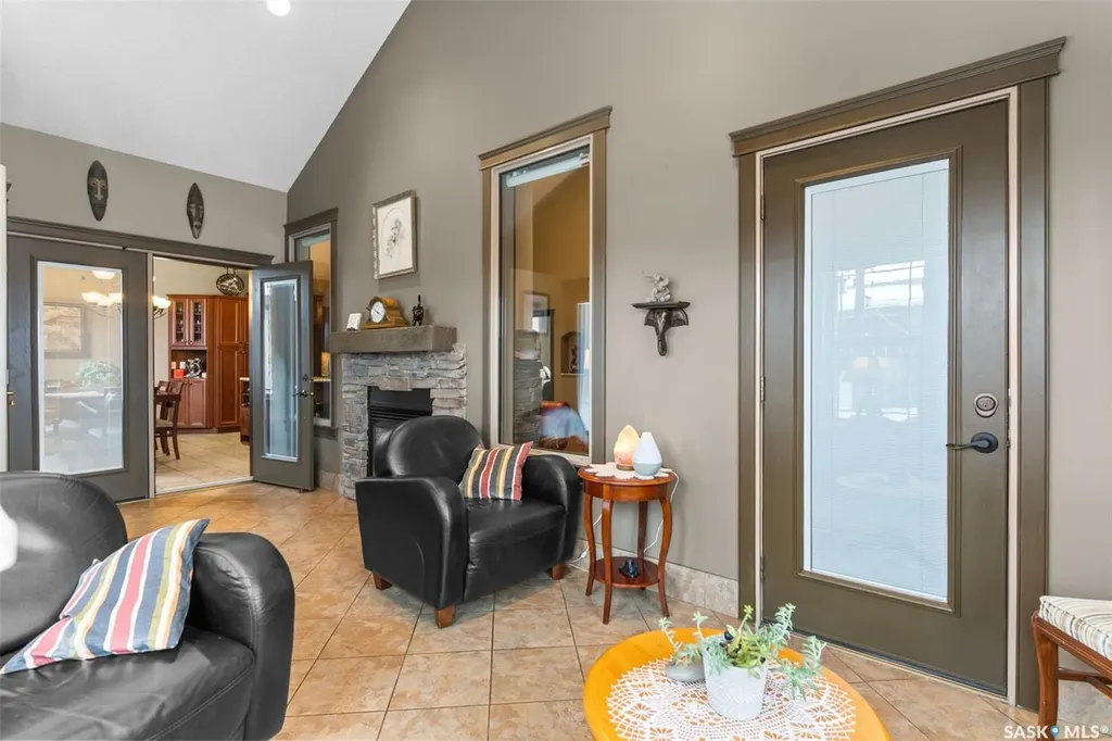 11 Robertson Road Lanigan SK S0K 2M0