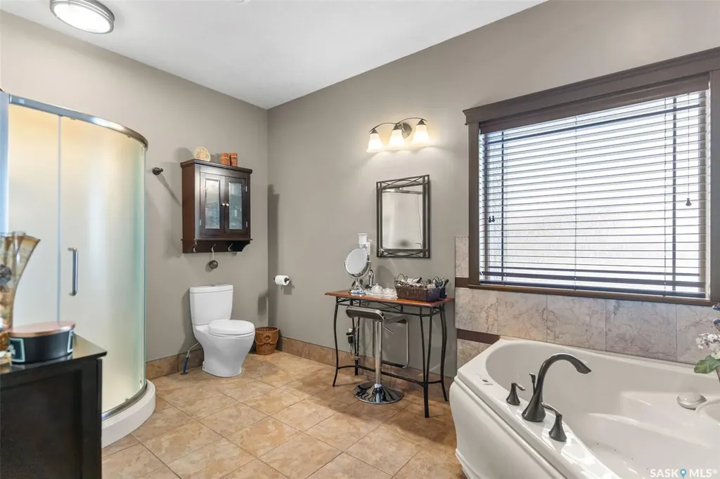 11 Robertson Road Lanigan SK S0K 2M0