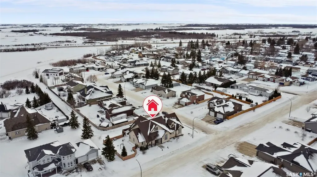 11 Robertson Road Lanigan SK S0K 2M0