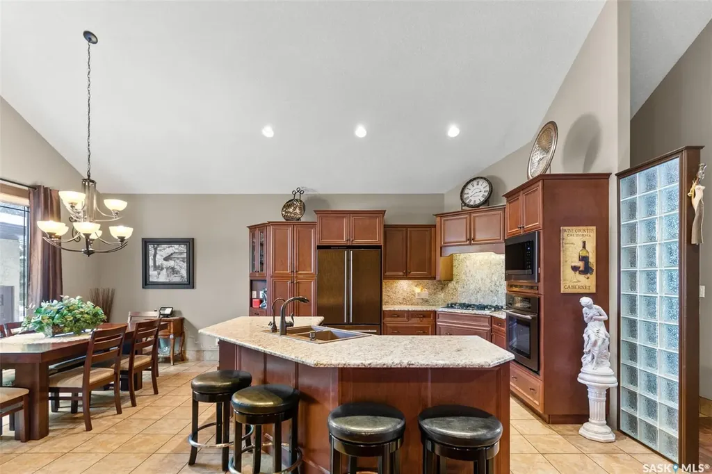 11 Robertson Road Lanigan SK S0K 2M0