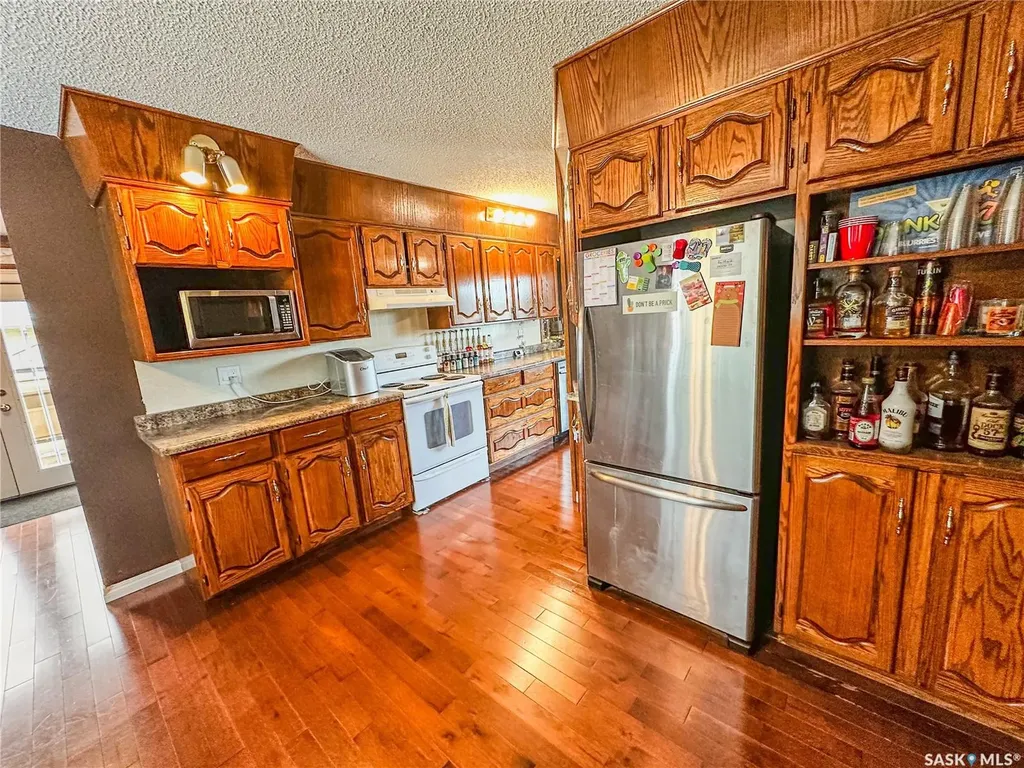 87 Collacott Street W Yorkton SK S3N 0A1