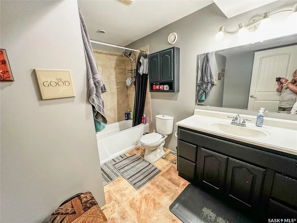 87 Collacott Street W Yorkton SK S3N 0A1