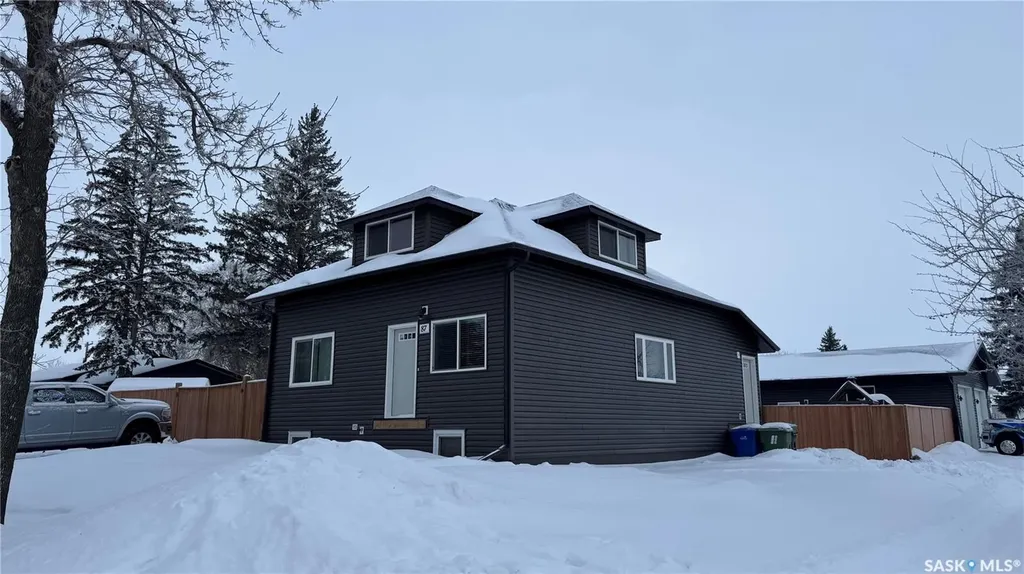 87 Collacott Street W Yorkton SK S3N 0A1