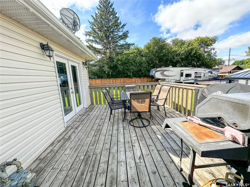 87 Collacott Street W Yorkton SK S3N 0A1