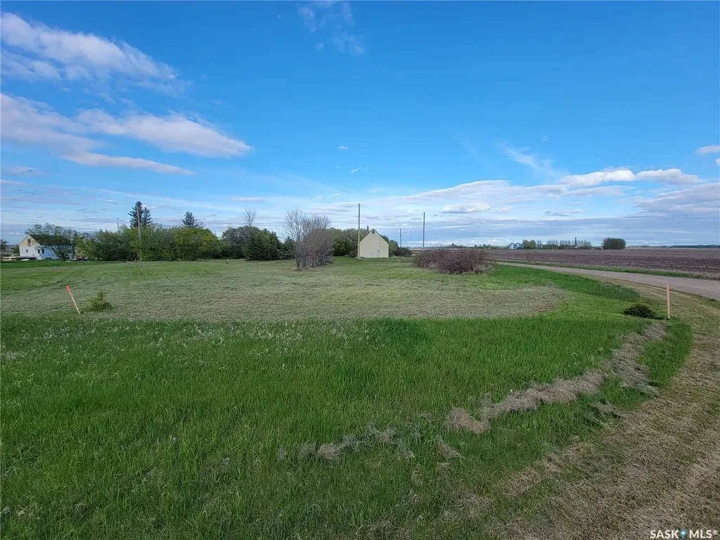112 2nd Street W Invergordon Rm No. 430 SK S0K 2W0