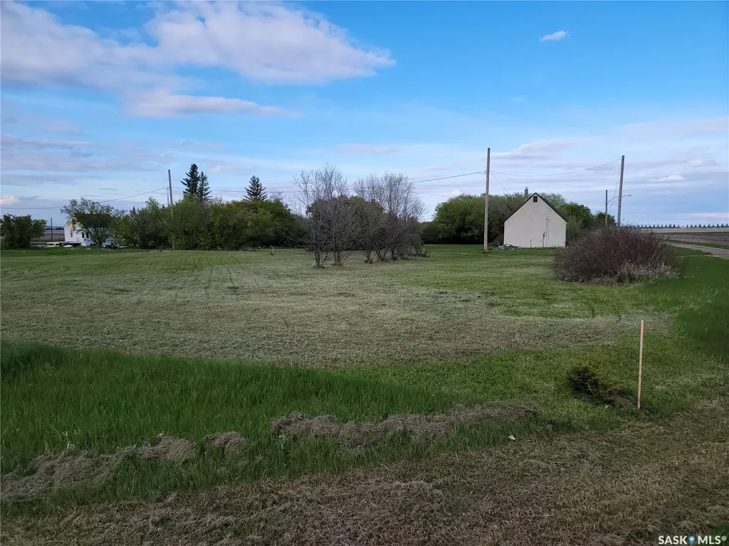 112 2nd Street W Invergordon Rm No. 430 SK S0K 2W0