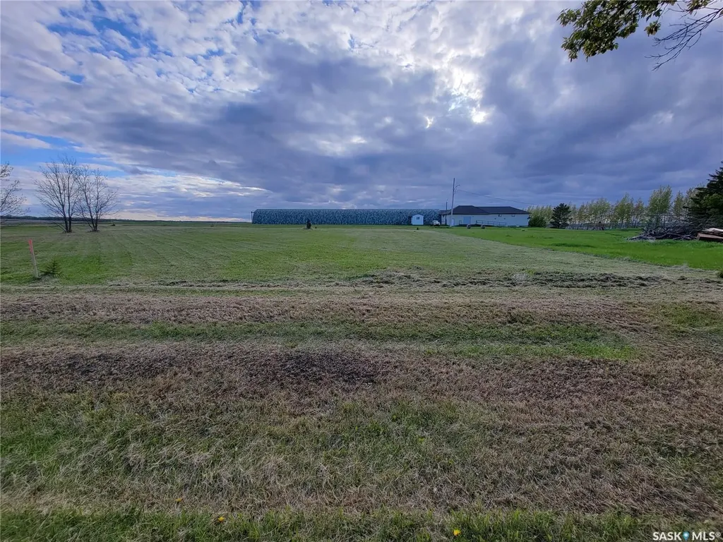 108 2nd Street W Invergordon Rm No. 430 SK S0K 2W0