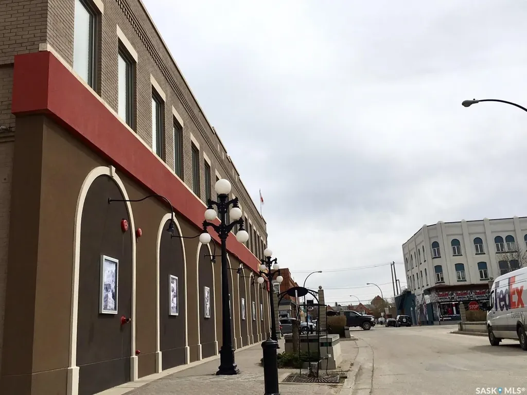 108 Main Street N Moose Jaw SK S6H 3J7