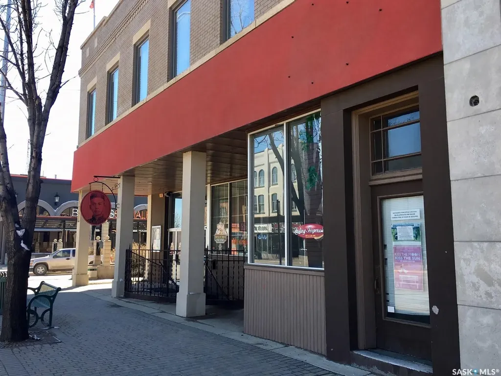108 Main Street N Moose Jaw SK S6H 3J7