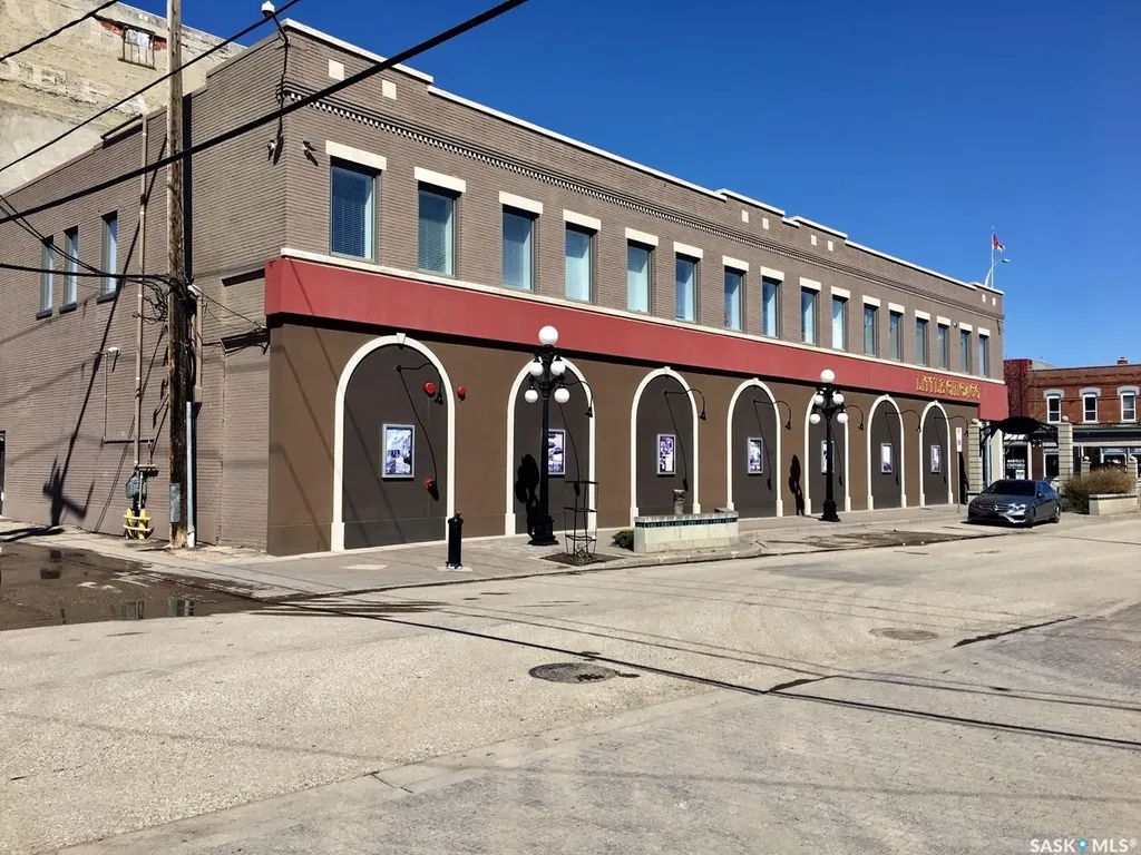 108 Main Street N Moose Jaw SK S6H 3J7