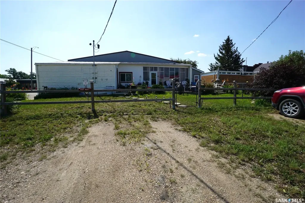 116 Main Street Avonlea SK S0H 0C0