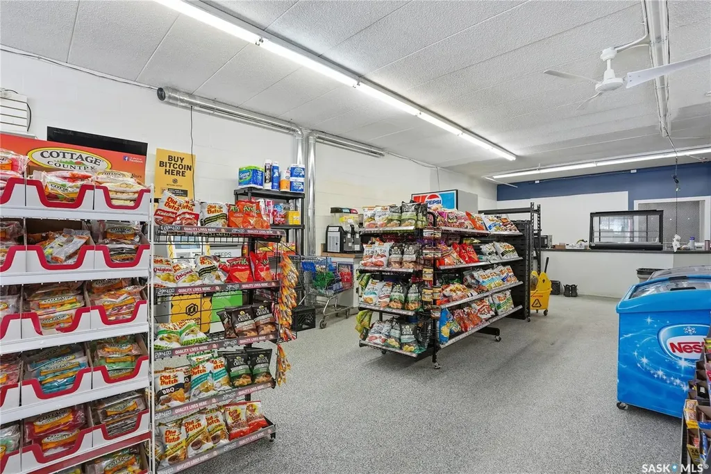 819 29th Street W Saskatoon SK S7L 0N2