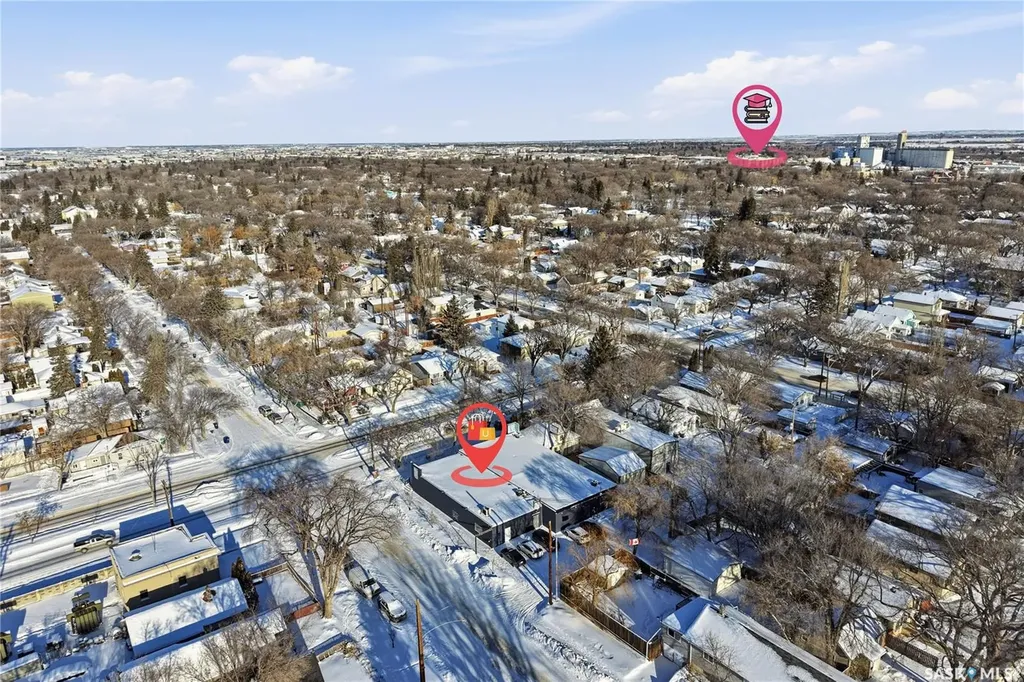 819 29th Street W Saskatoon SK S7L 0N2