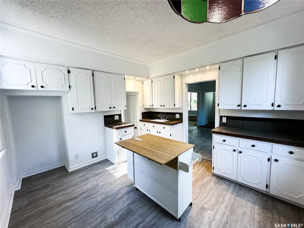 50 Assiniboia Avenue Yorkton SK S3N 1N6