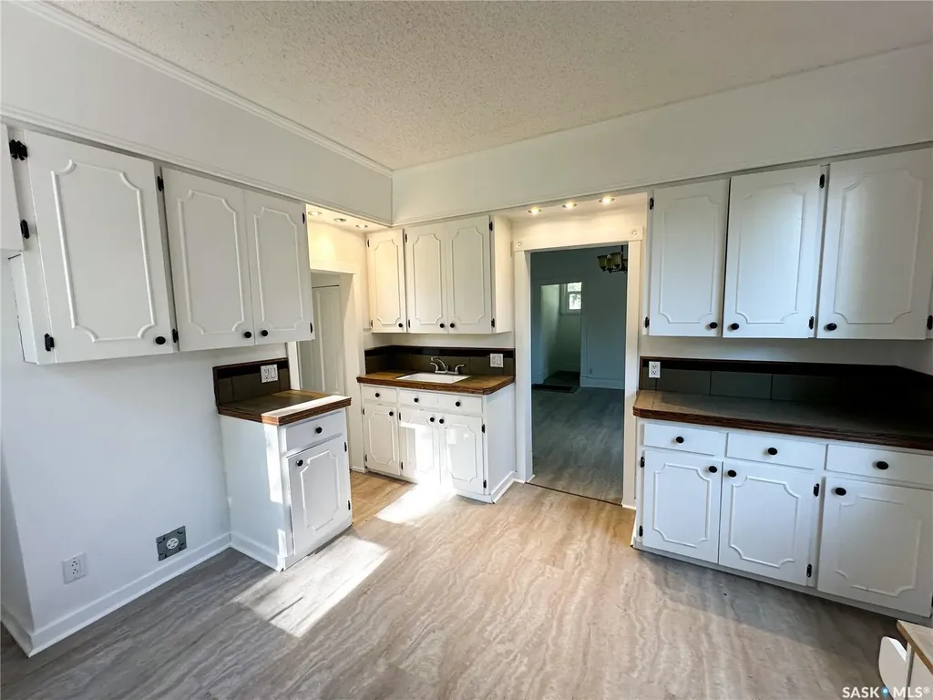 50 Assiniboia Avenue Yorkton SK S3N 1N6