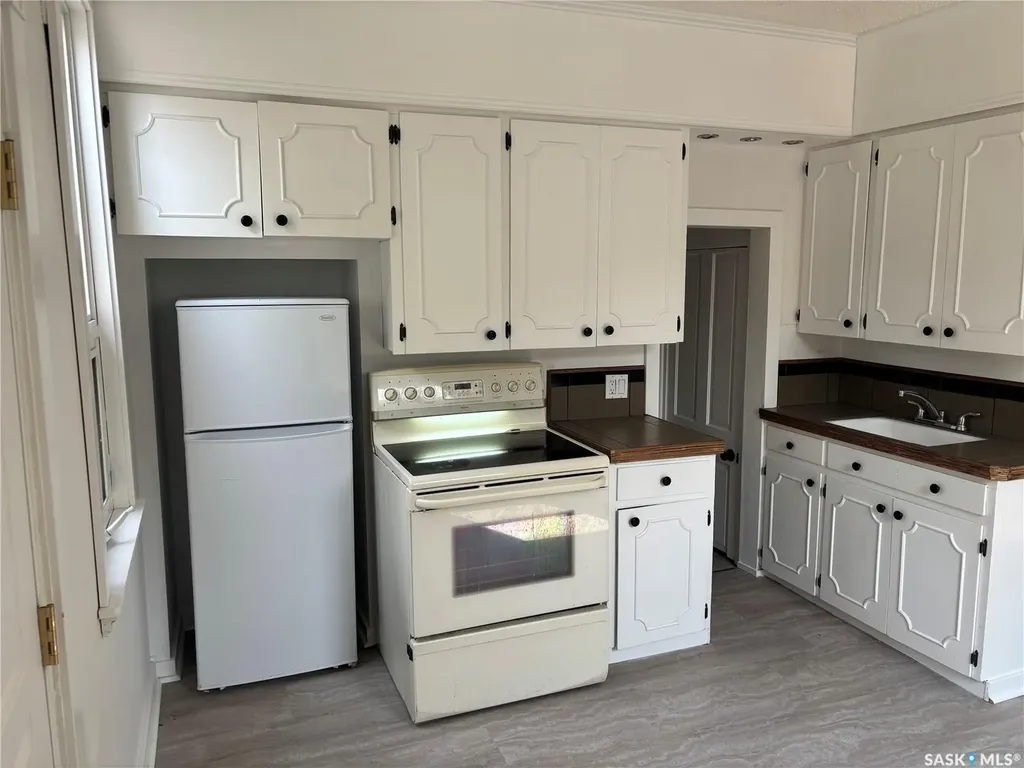 50 Assiniboia Avenue Yorkton SK S3N 1N6