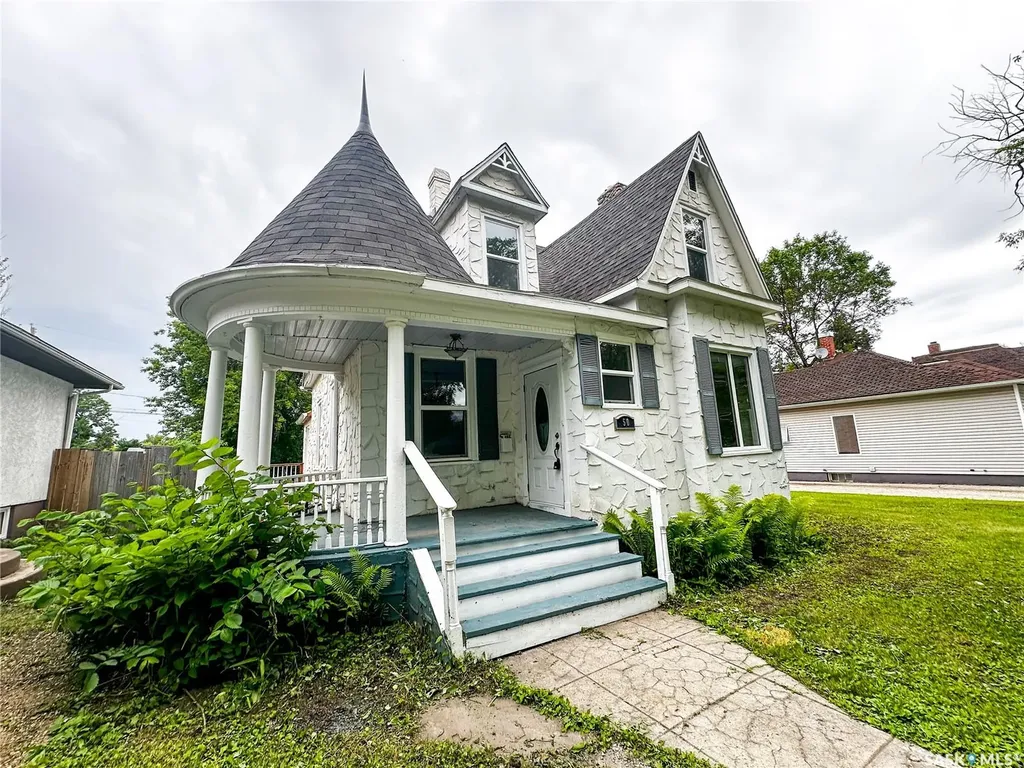 50 Assiniboia Avenue Yorkton SK S3N 1N6